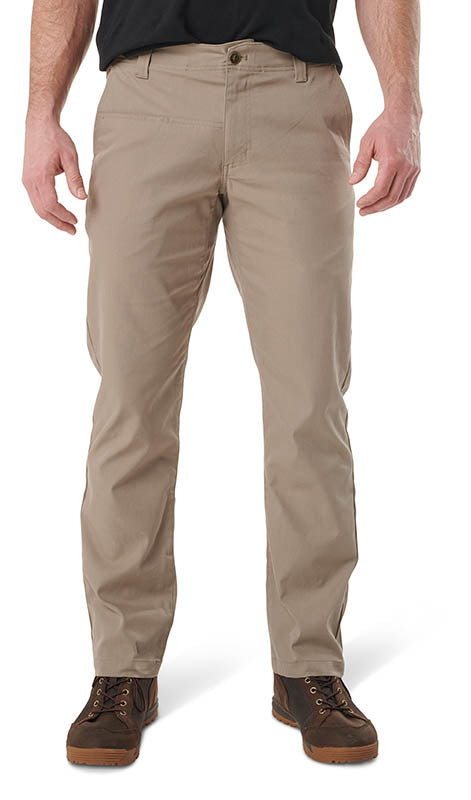 Edge Chino Pants