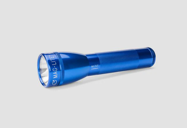 ML25IT 2 C-Cell Xenon Flashlight